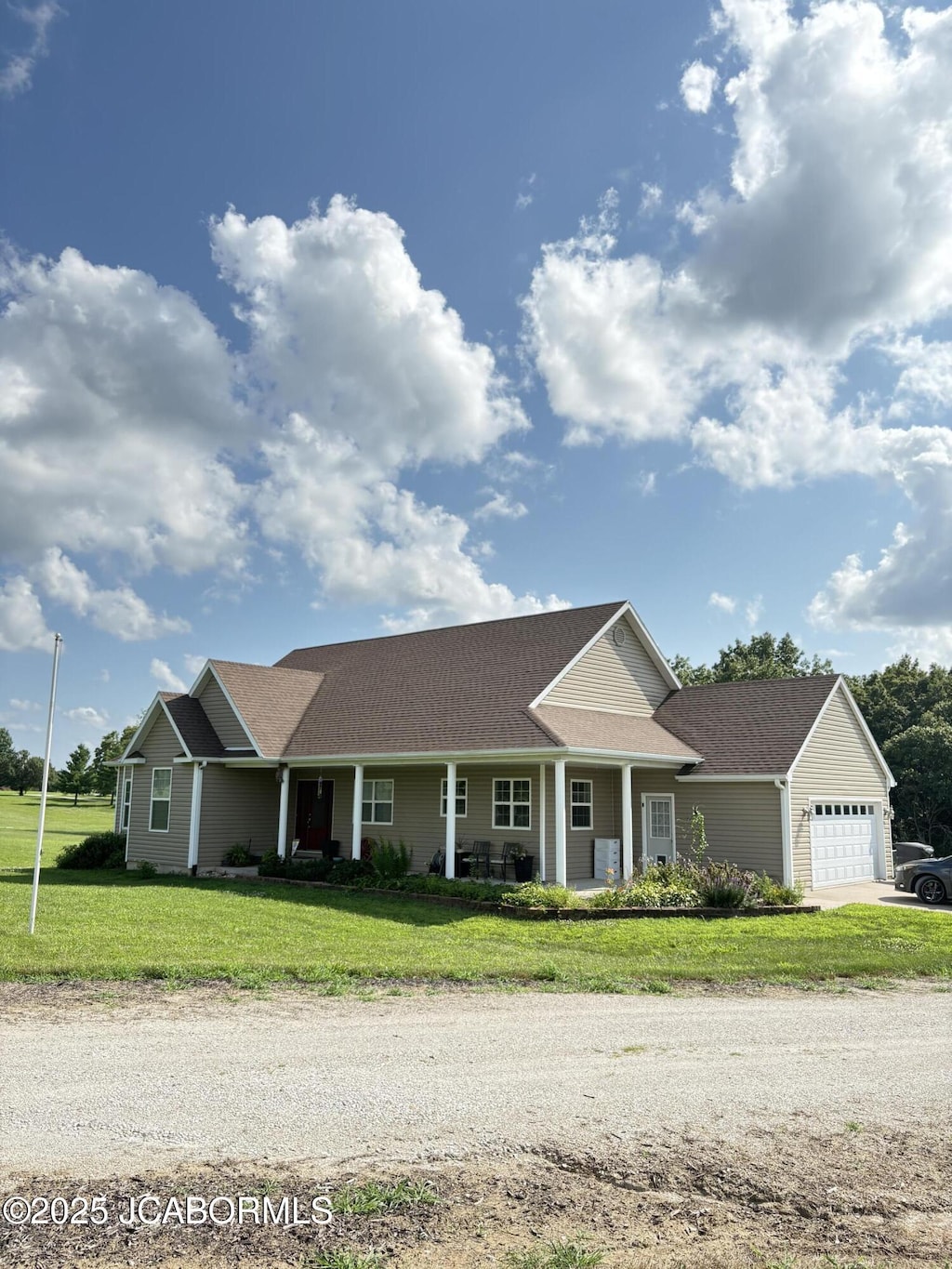 147 Marshall Ct, Fayette, MO 65248 - photo 1