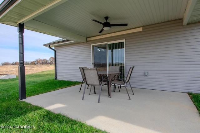 view of patio / terrace with ceiling fan