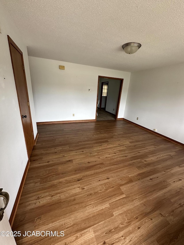 2303 S Briarwood Dr, Sedalia, MO 65301 - photo 6