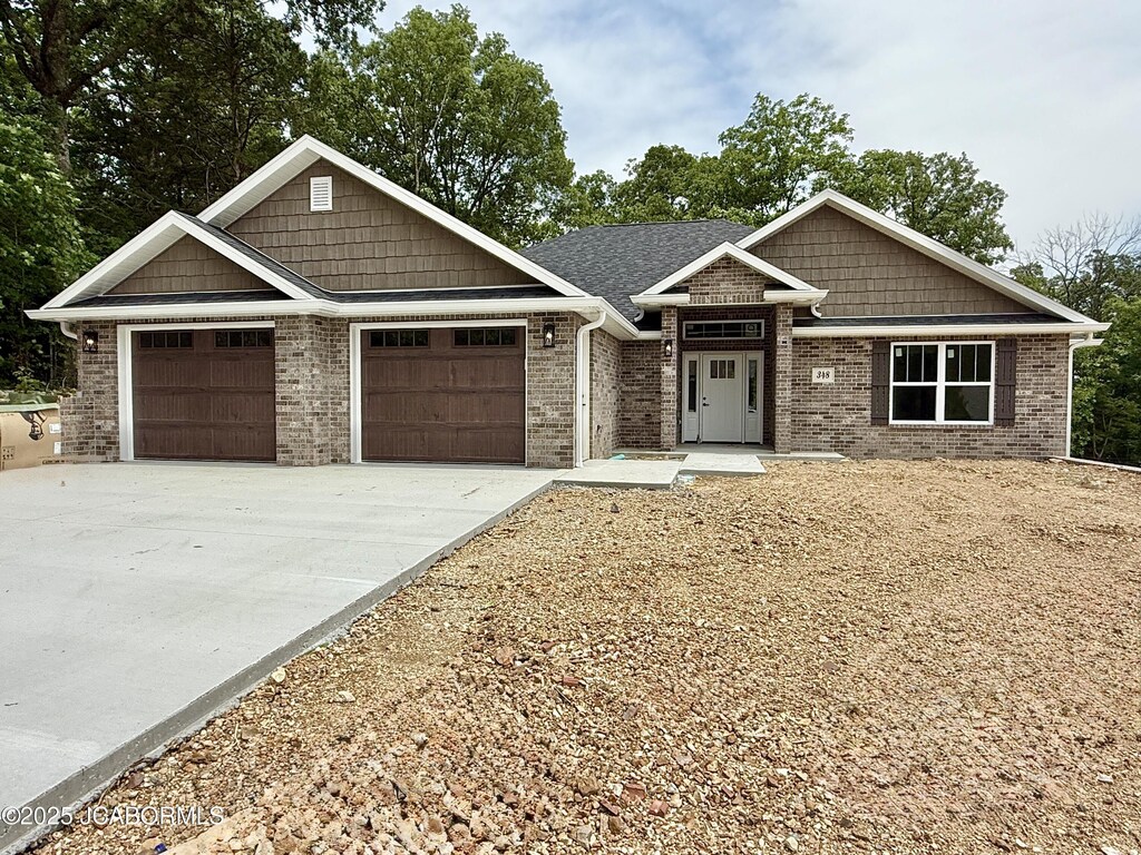 348 Hazelwood Dr, Jefferson City, MO 65109 - photo 1