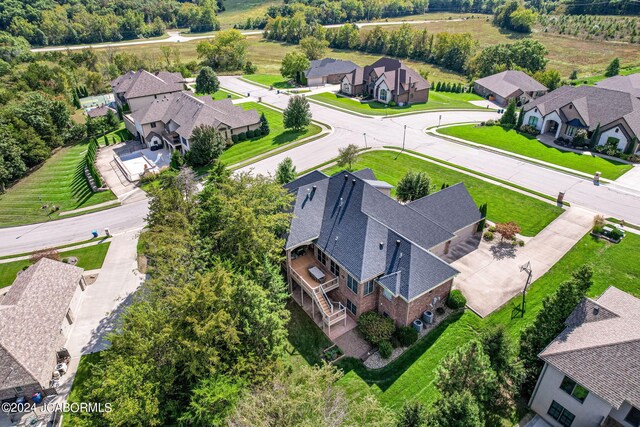 view of front of home with a front lawn