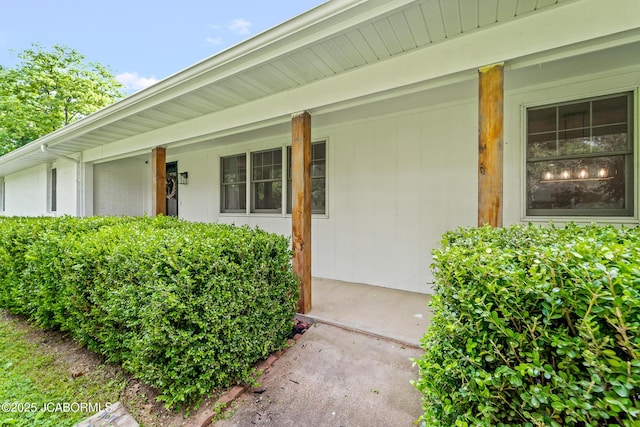 4300 W E Ridge Rd, Columbia, MO 65202 - view of exterior entry featuring a porch