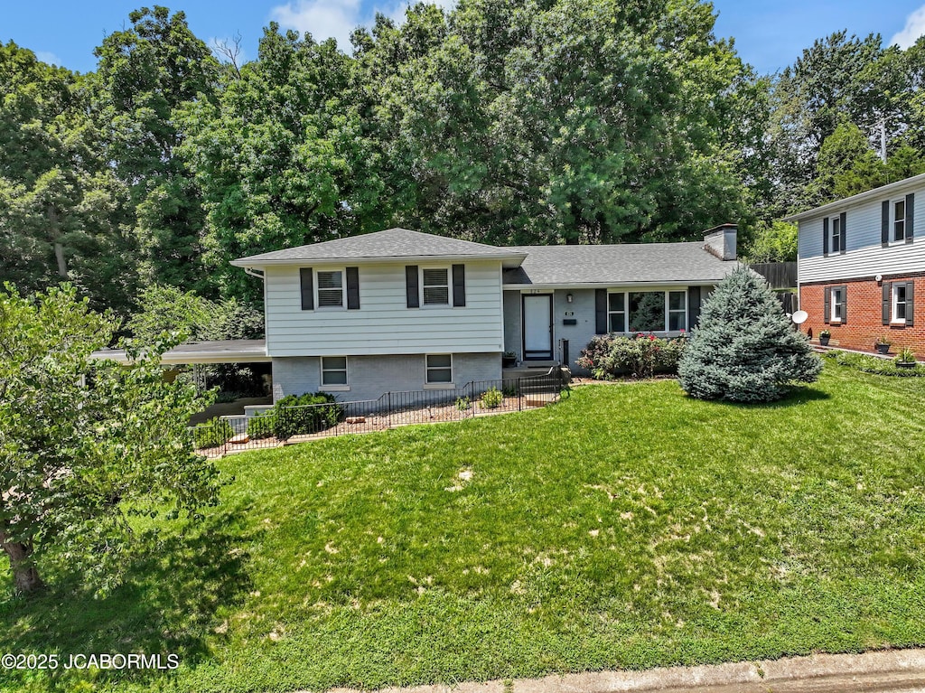 824 Crestmere Ct, Jefferson City, MO 65109 - photo 1