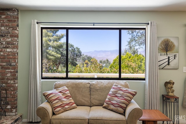 3113 Raccoon Dr, Lake Isabella, CA 93240 - living room with a mountain view