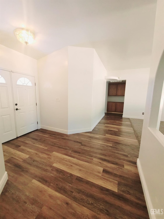 7205 Colony Park Dr, Bakersfield, CA 93313 - foyer with wood finished floors and baseboards