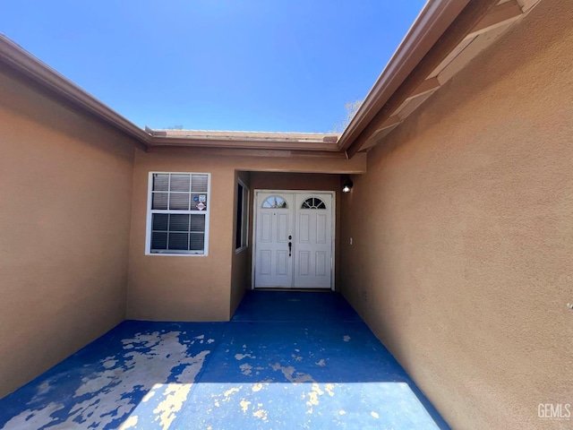 7205 Colony Park Dr, Bakersfield, CA 93313 - view of exterior entry featuring stucco siding