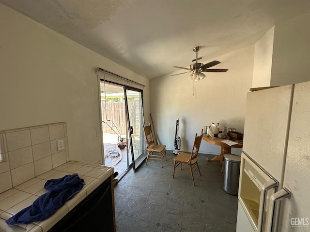 6604 Ambergrove St, Bakersfield, CA 93313 - photo 8