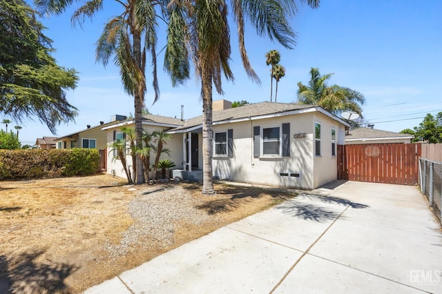 1012 2nd St, Bakersfield, CA 93304 - photo 4
