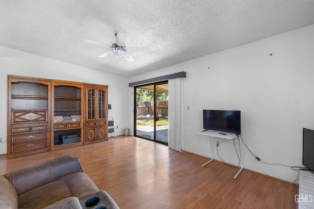 4917 Scorpio Ct, Bakersfield, CA 93309 - photo 9