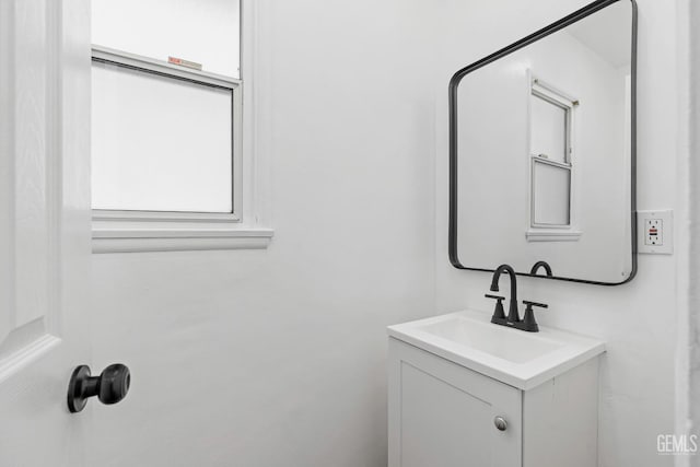 1920 Doolittle Ave, Bakersfield, CA 93304 - bathroom with vanity