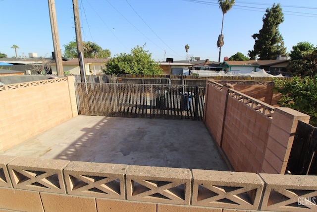 118 W 20th Ave, Delano, CA 93215 - view of patio