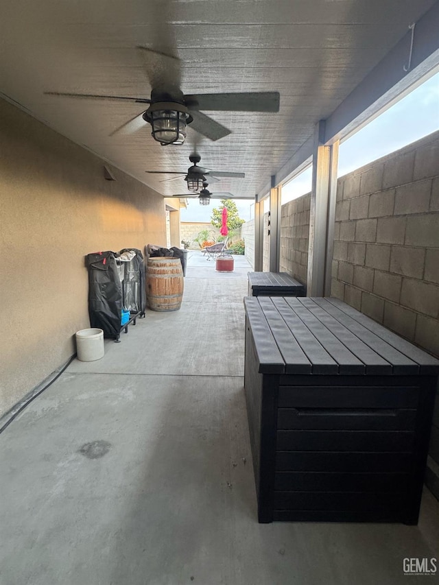 9311 Caliente Creek Ct, Bakersfield, CA 93311 - view of patio / terrace with a ceiling fan