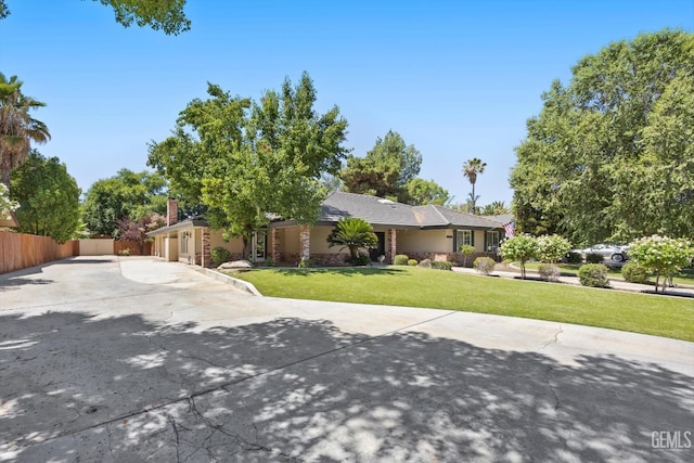 11717 Old Town Rd, Bakersfield, CA 93312 - ranch-style house featuring driveway and stone siding