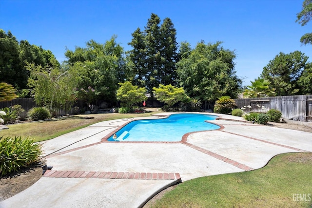 11717 Old Town Rd, Bakersfield, CA 93312 - view of pool with a fenced backyard and a patio area