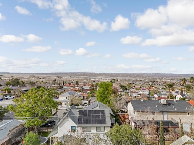 726 D St, Taft, CA 93268 - drone / aerial view featuring a residential view