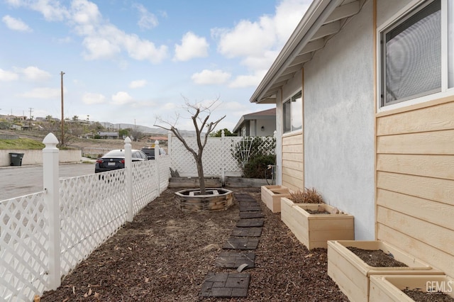 726 D St, Taft, CA 93268 - view of yard with fence