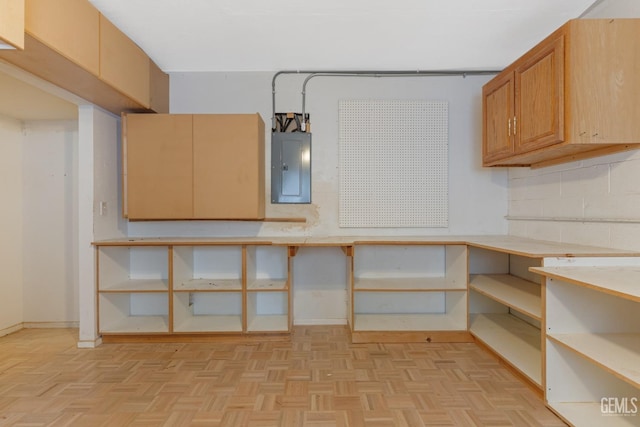 726 D St, Taft, CA 93268 - basement with electric panel