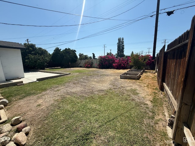 615 Cherokee Dr, Bakersfield, CA 93309 - photo 13