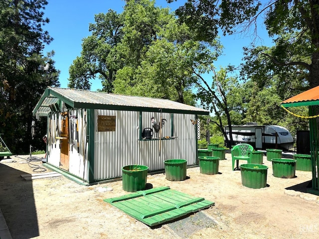 45796 Rocking K Dr, Cal Hot Springs, CA 93207 - view of outbuilding with an outbuilding