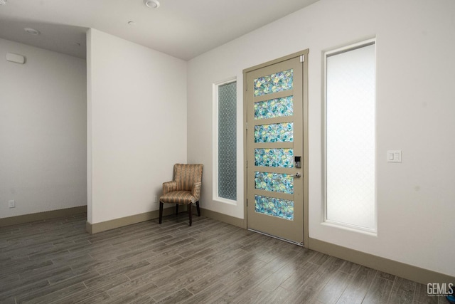 6622 Sycamore Wood Ln, Bakersfield, CA 93313 - entrance foyer featuring wood finished floors and baseboards