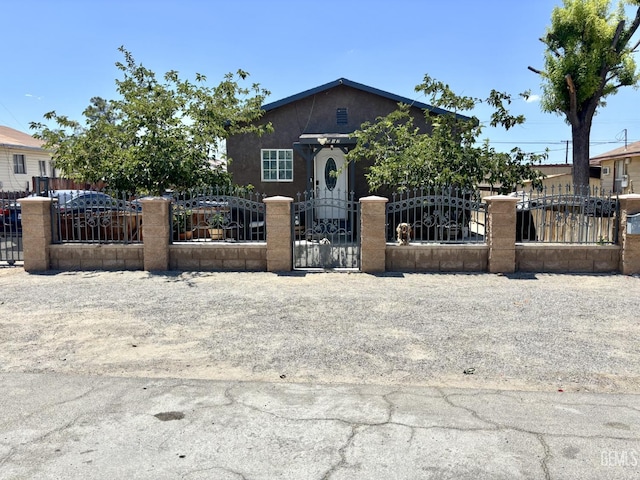 517 Polk St, Taft, CA 93268 - photo 1