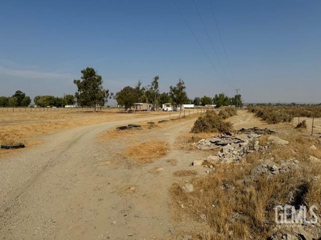 Listing photo 2 for 5156 S Sterling Rd, Bakersfield CA 93307