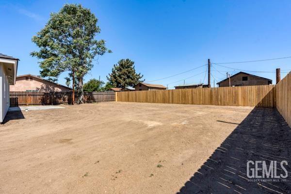 664 Fresno Ave, Shafter, CA 93263 - view of fenced backyard