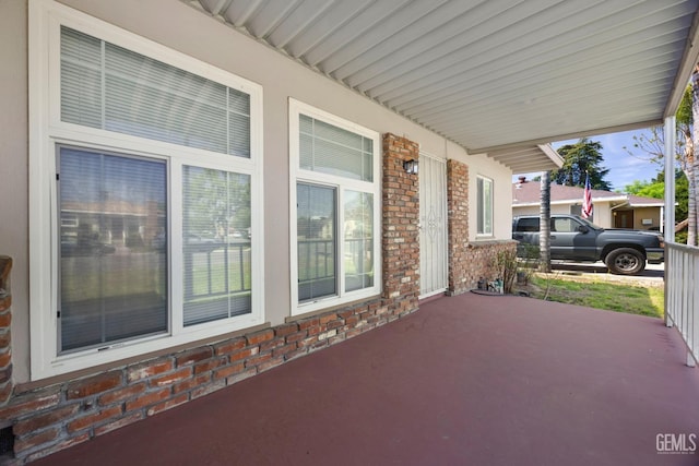 2805 Charleston Dr, Bakersfield, CA 93308 - view of patio / terrace
