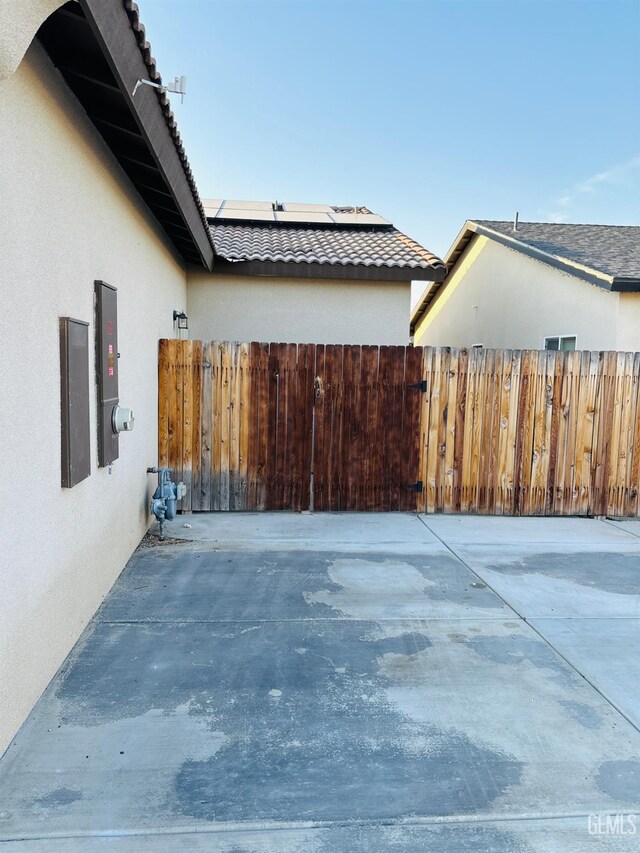 7904 Bristol Spring Ave, Bakersfield, CA 93313 - view of patio