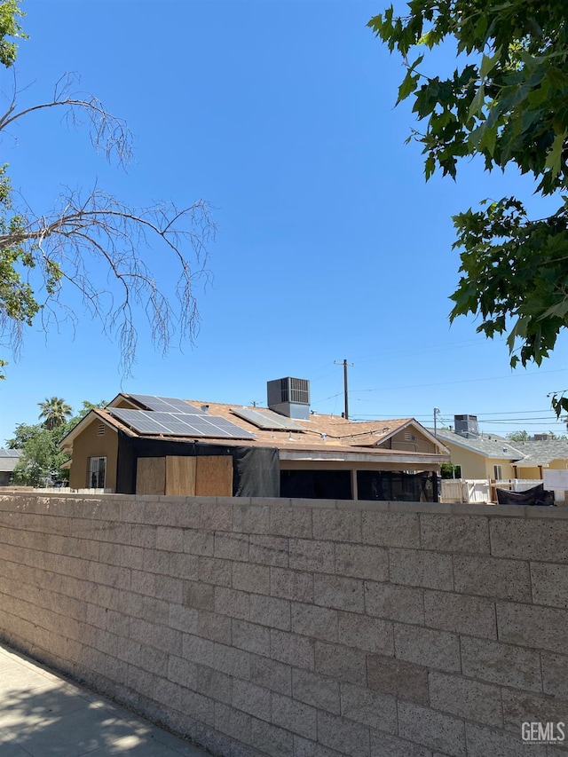 1231 6th St, Bakersfield, CA 93304 - exterior view of cooling unit