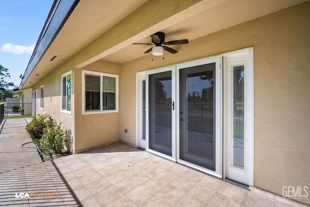 view of patio with ceiling fan