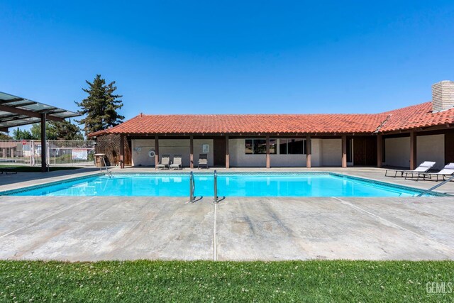 5928 Dyce Way, Bakersfield, CA 93306 - community pool featuring a patio area