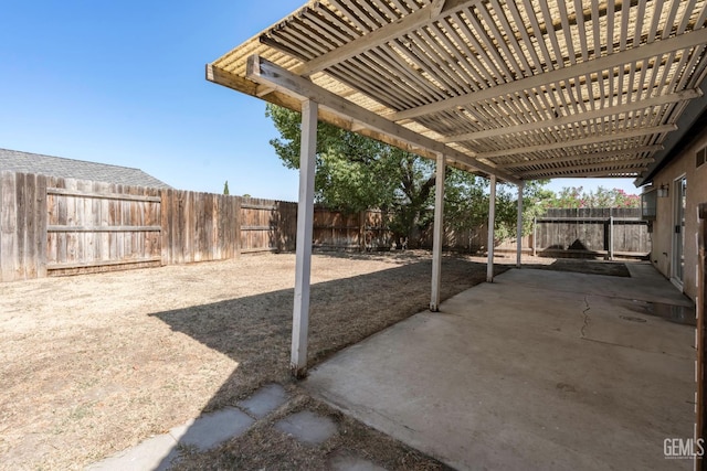 5928 Dyce Way, Bakersfield, CA 93306 - fenced backyard featuring a patio