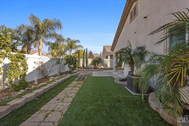 view of yard with a patio