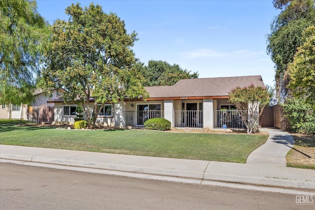4512 Orrick Ct, Bakersfield, CA 93308 - single story home with a porch