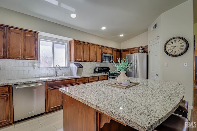 10814 Valverde Dr, Bakersfield, CA 93311 - photo 3