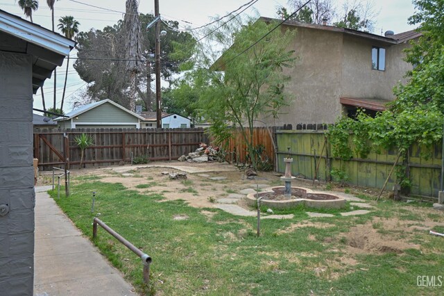1903 3rd St, Bakersfield, CA 93304 - photo 17