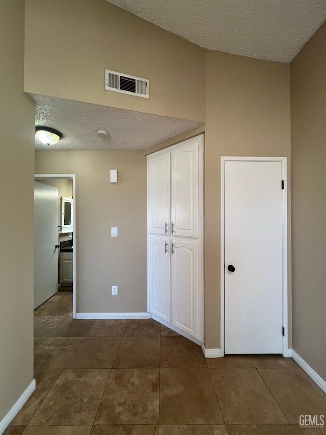 4600 Beechwood St Unit 48, Bakersfield, CA 93309 - photo 13
