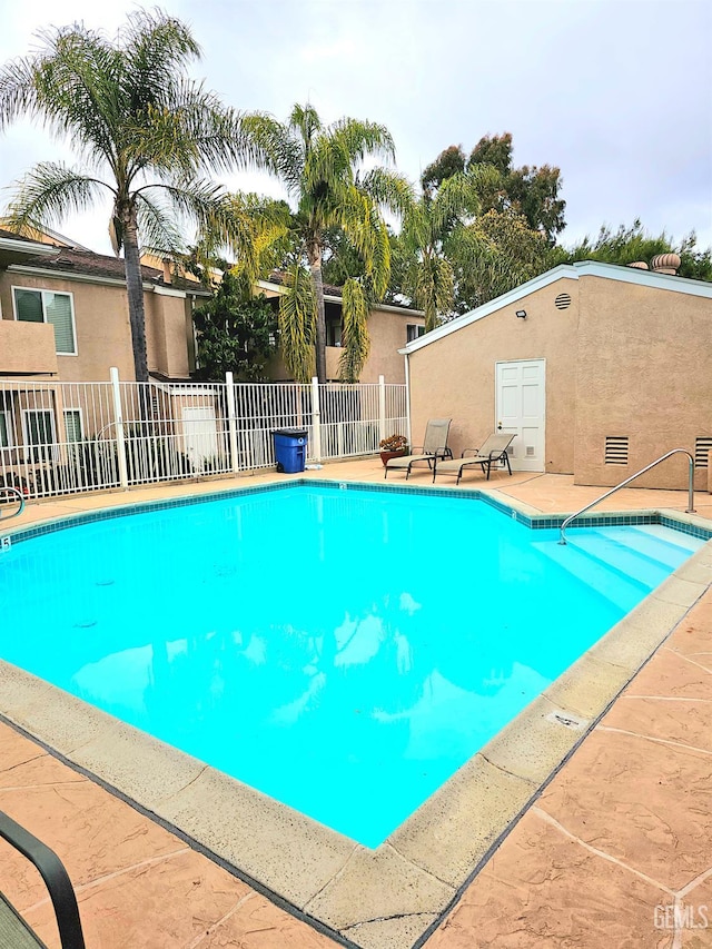 10026 Maya Linda Rd Unit 6101, San Diego, CA 92126 - view of swimming pool featuring a patio area
