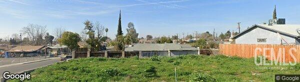 Listing photo 2 for 2602 N Kern St, Bakersfield CA 93305