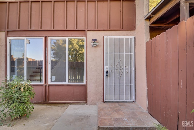 view of entrance to property