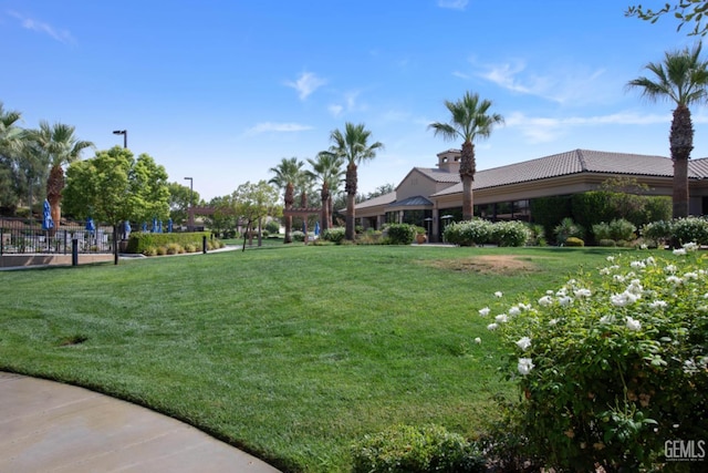 5703 Park Pl, Bakersfield, CA 93306 - view of property's community with a yard