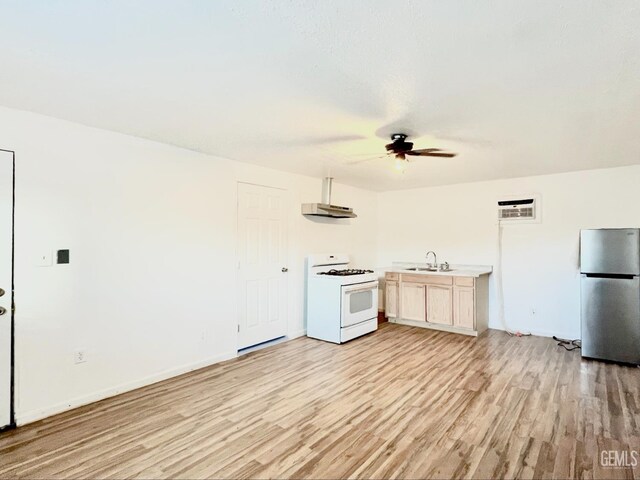 629 Beverly Dr, Bakersfield, CA 93307 - photo 6