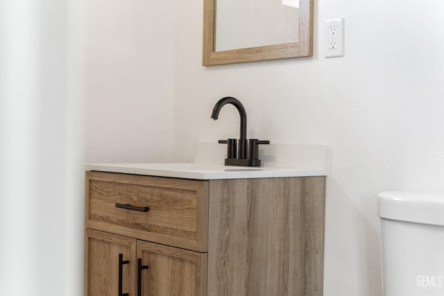438 Cedar Ave, Earlimart, CA 93219 - half bath featuring vanity and toilet