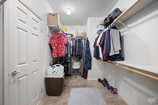 9221 Via Lugano, Bakersfield, CA 93312 - view of spacious closet