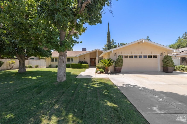 601 Vista Verde Way, Bakersfield, CA 93309 - single story home featuring a garage, driveway, and board and batten siding