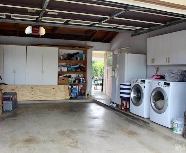 6813 Melones Ct, Bakersfield, CA 93309 - garage with washing machine and clothes dryer and a garage door opener