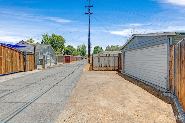 120 Pacific St, Bakersfield, CA 93305 - view of road featuring a gate
