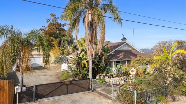 view of front of house