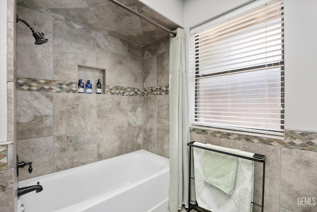 6801 Weldon Ave, Bakersfield, CA 93308 - bathroom featuring shower / bathtub combination with curtain and plenty of natural light